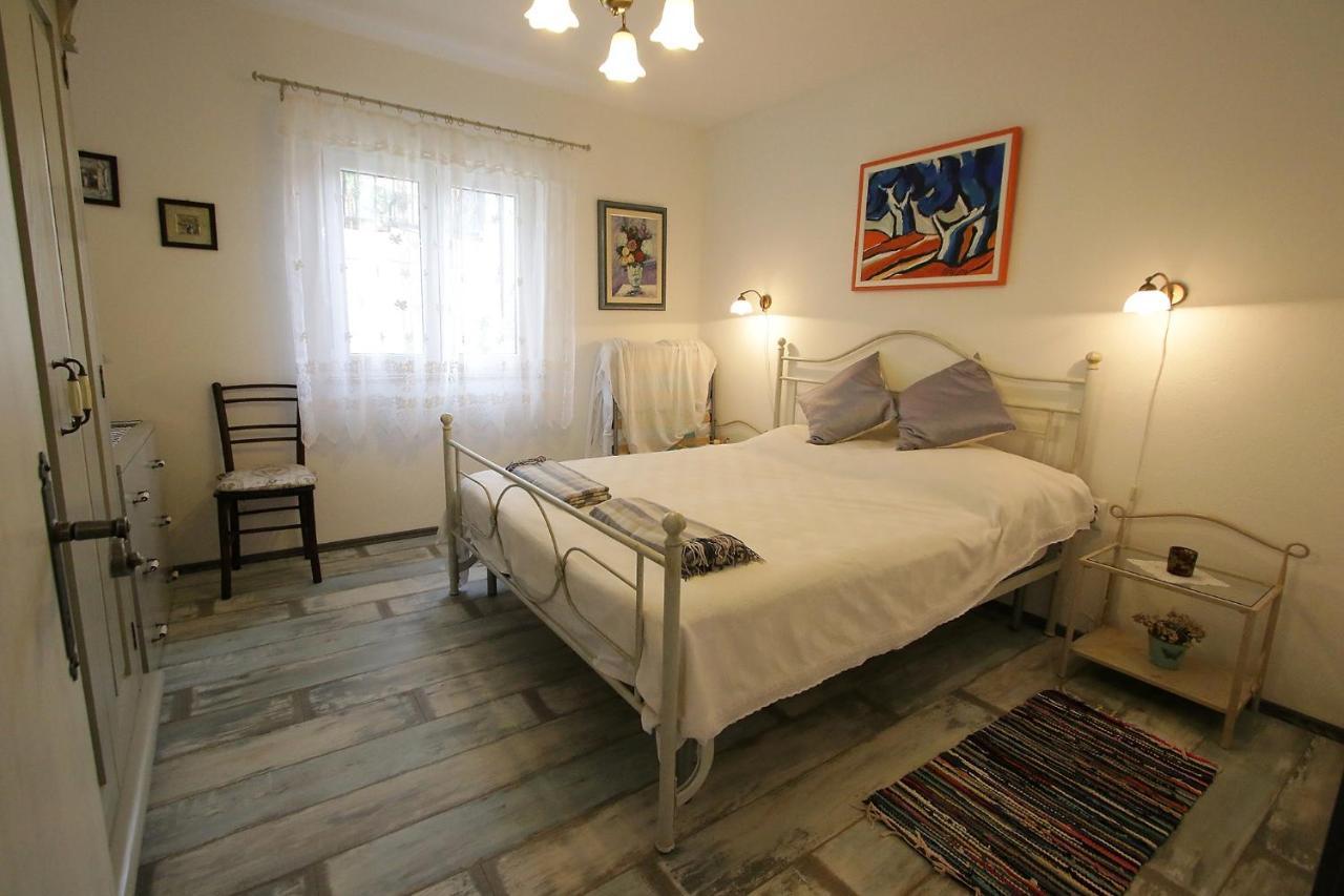 Apartments By The Sea Vinjerac, Zadar - 13811 Posedarje Kültér fotó